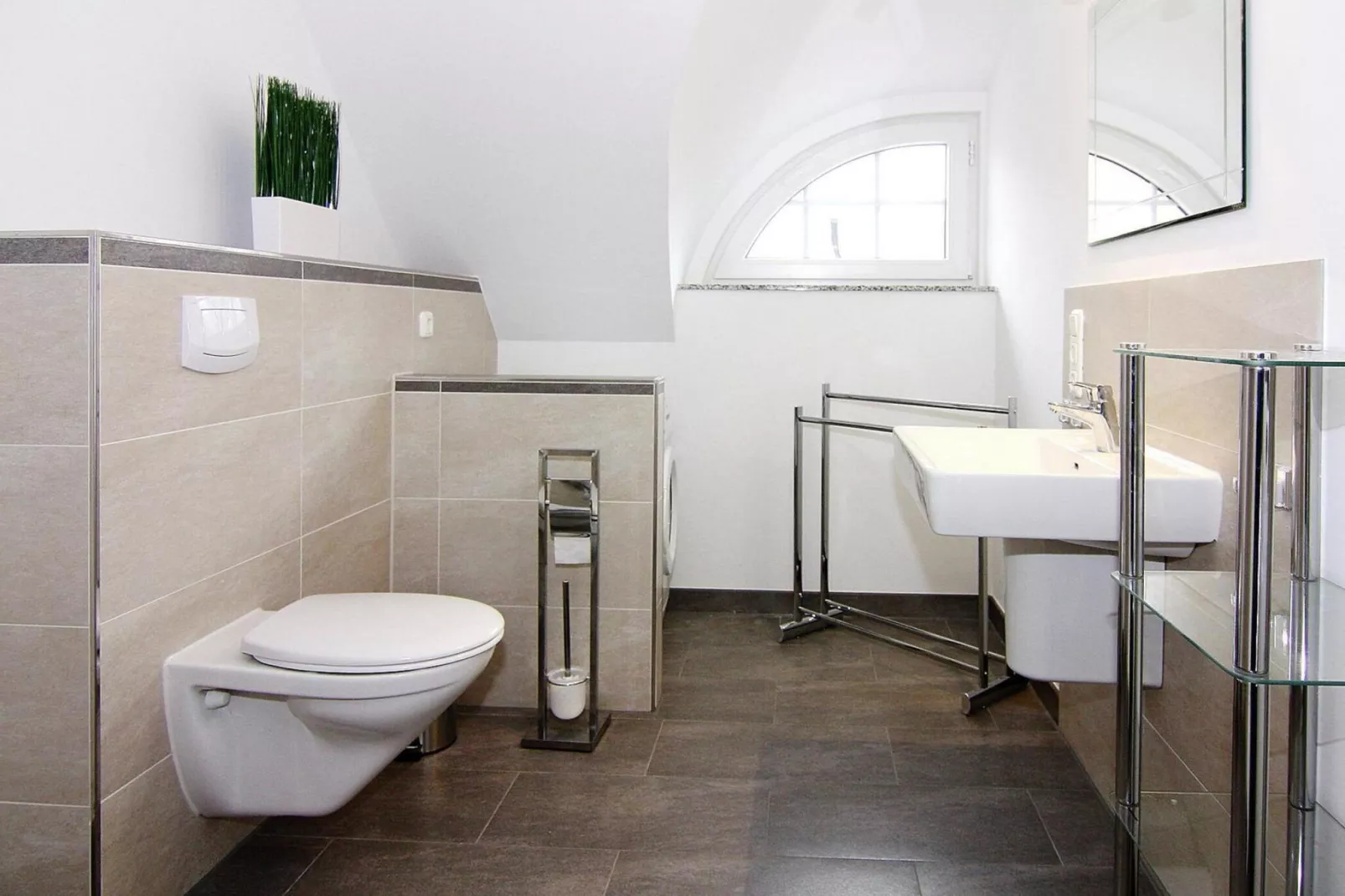Ferienhaus Lotsenhaus Vieregge-Badkamer