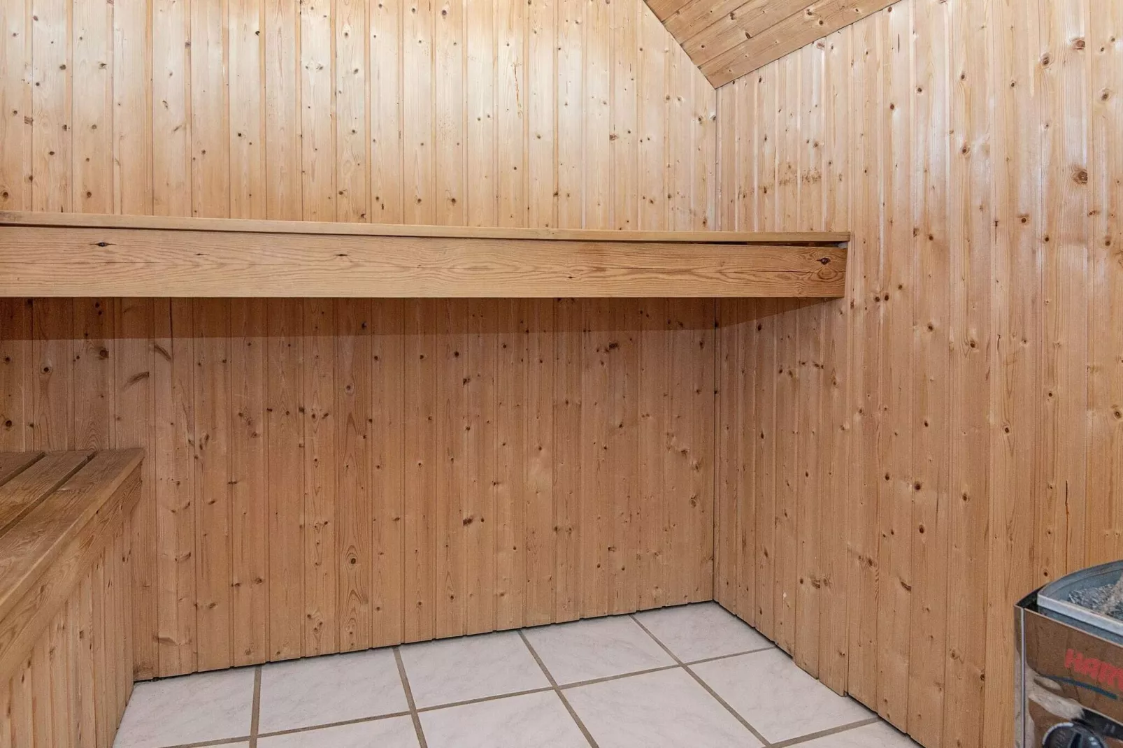 Rietgedekt vakantiehuis in Ulfborg met sauna-Sauna