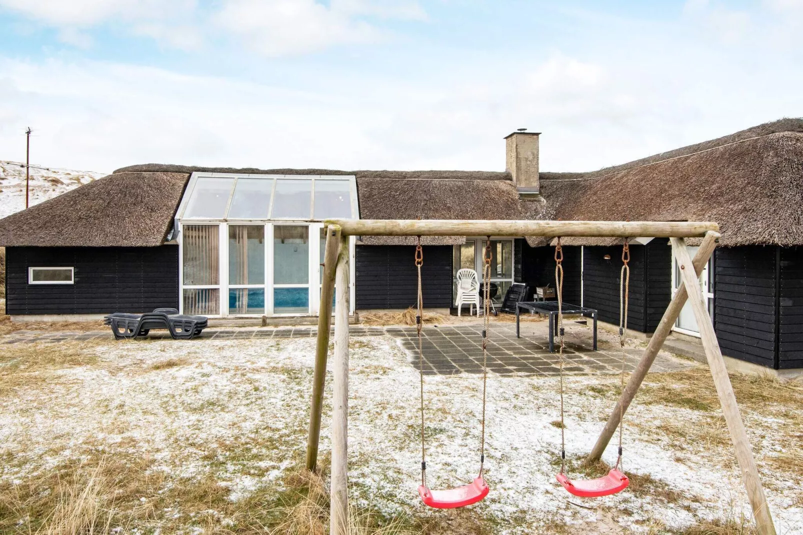 Ruim 12-persoons vakantiehuis in Hvide Sande met sauna