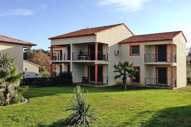 Residence Marea Resort Sainte Lucie-de-Moriani / Bungalow/4-Buitenkant zomer