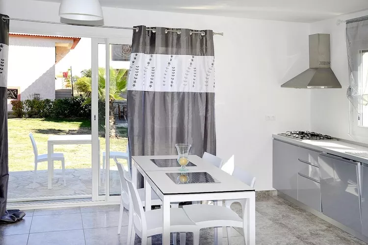 Residence Marea Resort Sainte Lucie-de-Moriani / Bungalow/4-Eetkamer