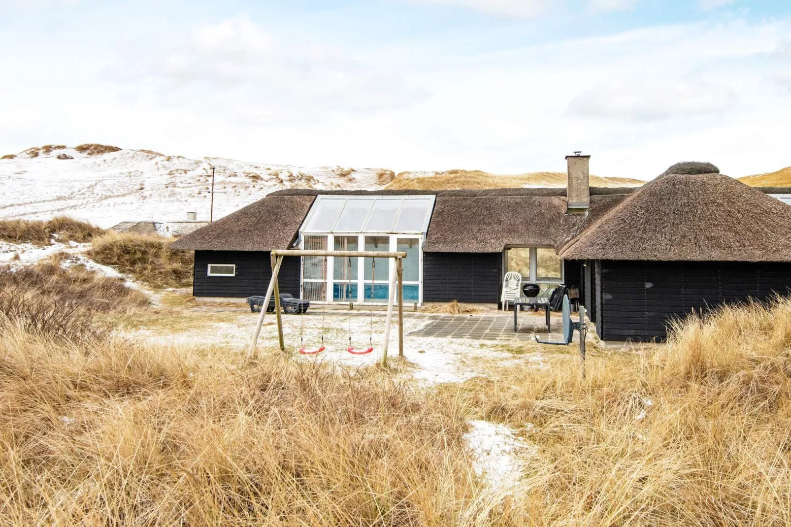 Ruim 12-persoons vakantiehuis in Hvide Sande met sauna-Uitzicht