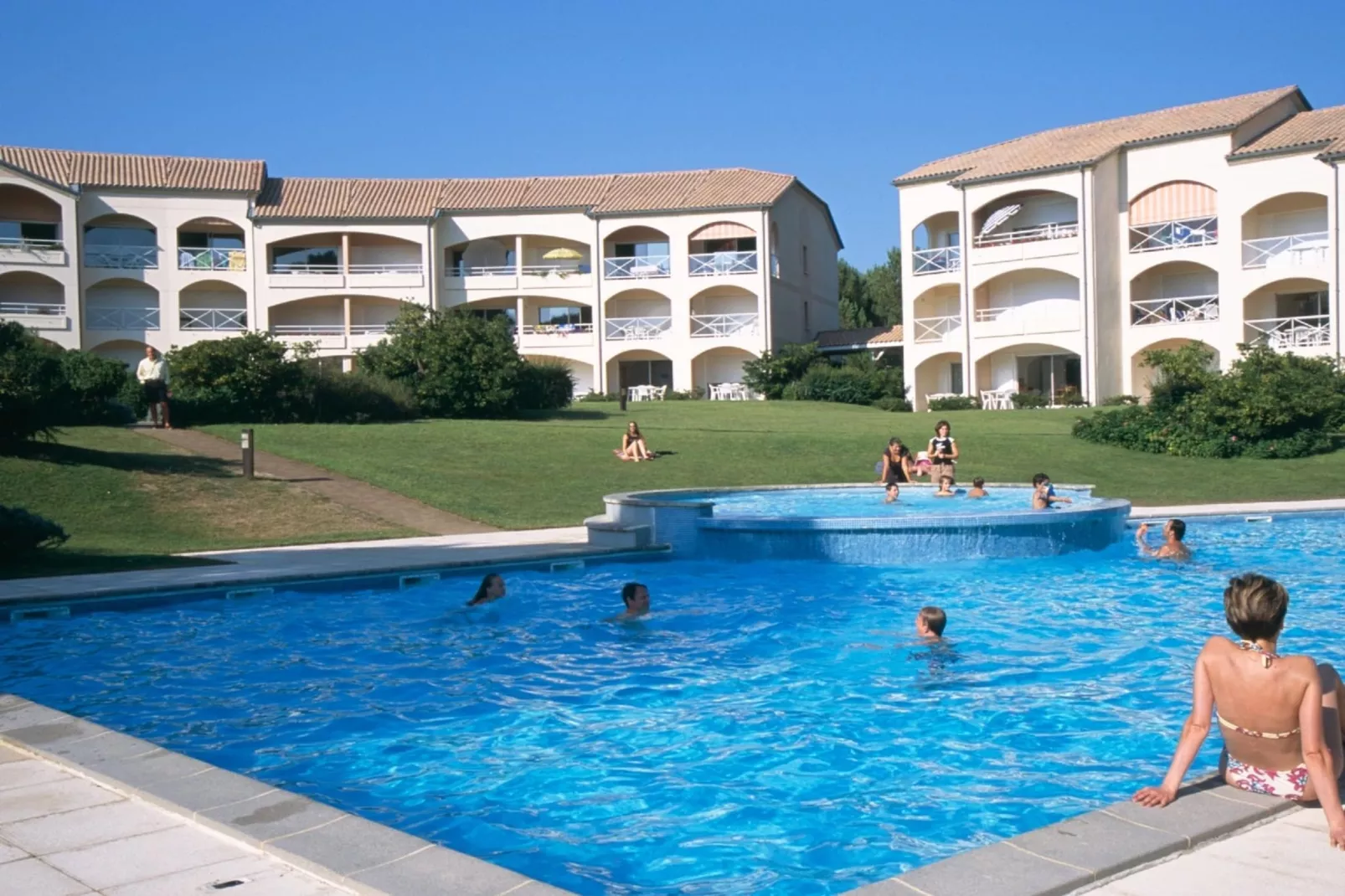 Les Appartements de Moliets 3-Zwembad