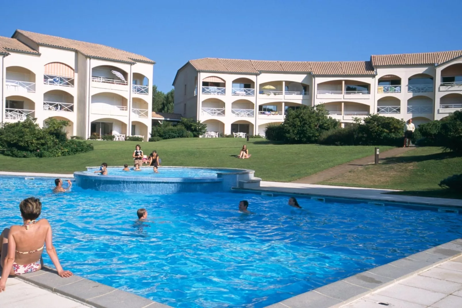 Les Appartements de Moliets 3-Zwembad