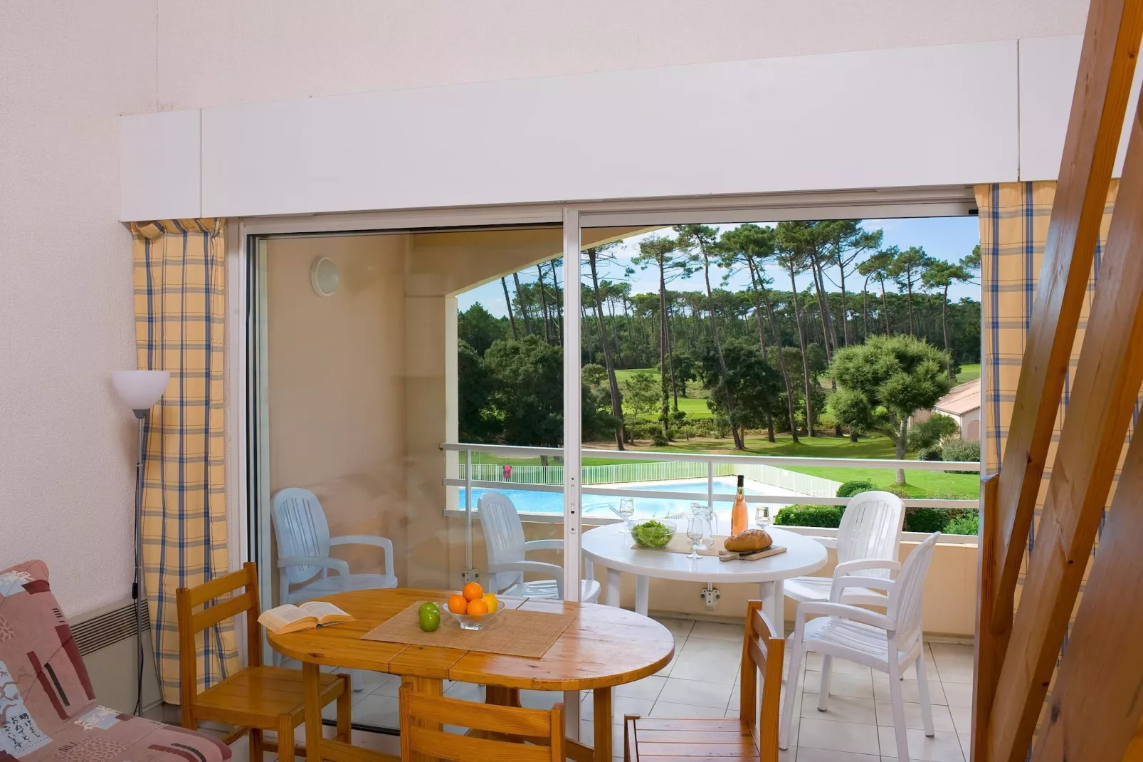 Les Appartements de Moliets 3-Eetkamer