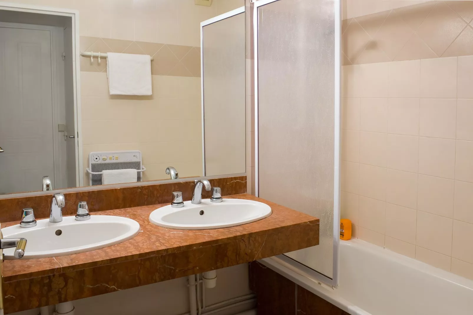 Les Appartements de Moliets 3-Badkamer