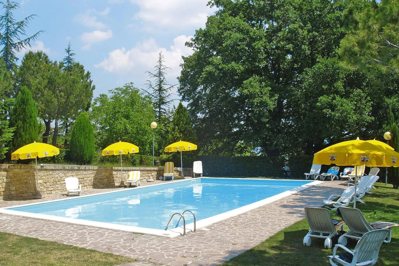Residence La Ginestra, Montelparo-trilo-Zwembad
