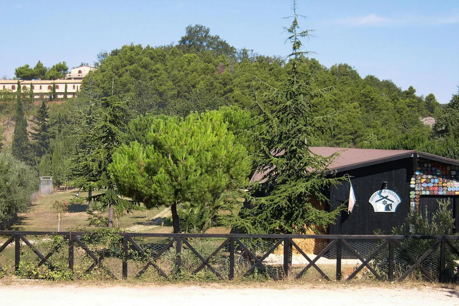 Residence La Ginestra, Montelparo-trilo-Uitzicht zomer