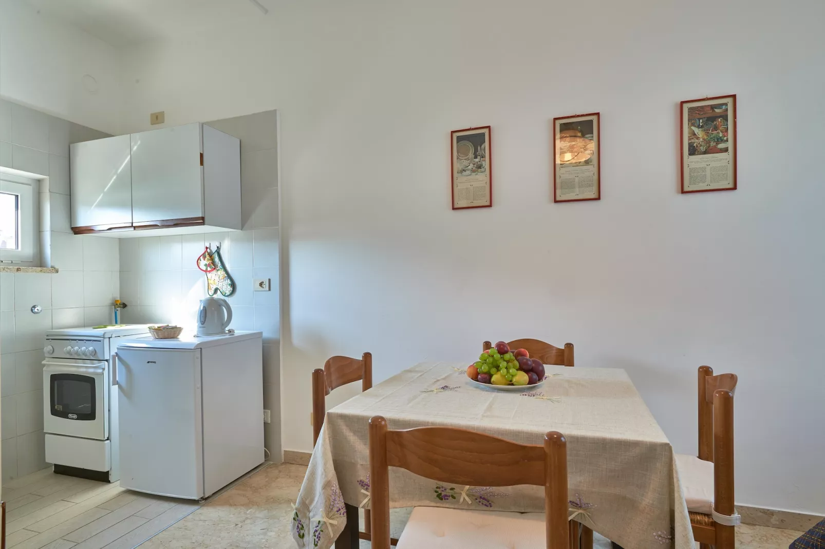 APPARTAMENTI ANNINA 2 CERIALE BILO-Keuken