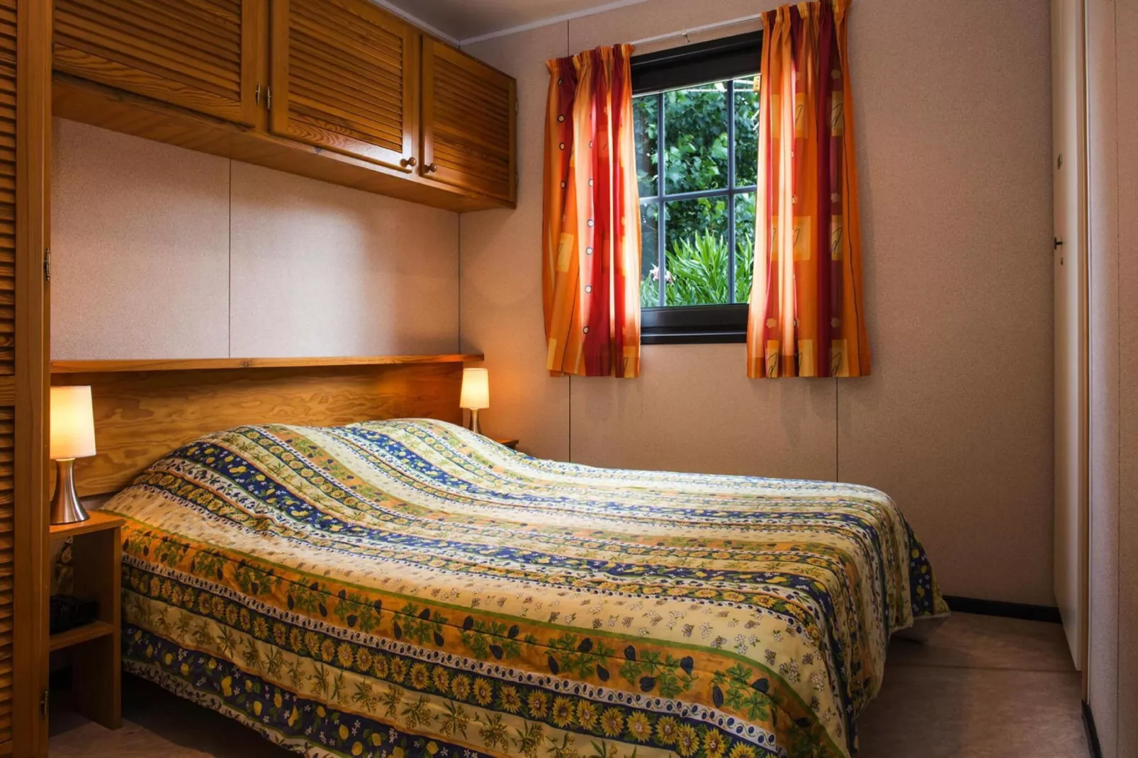 Domaine Les Mûriers Vendres-Plage // mobilhome 2 chambres-Slaapkamer