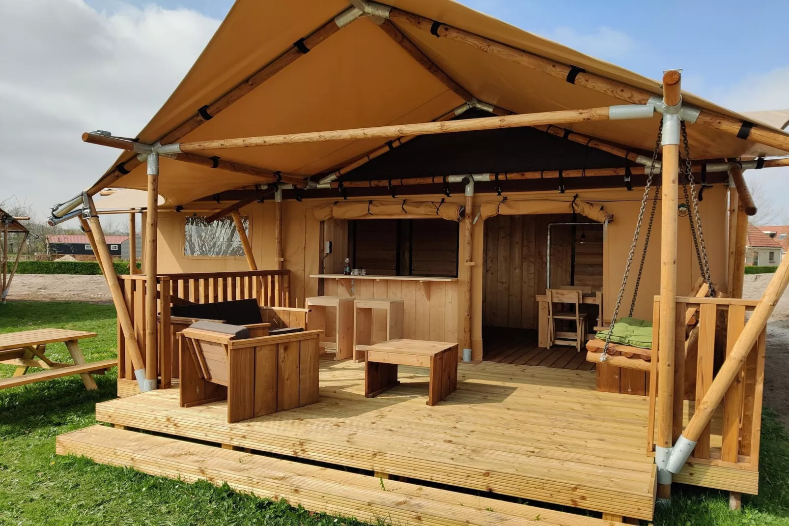 Vakantiepark Eigen Wijze 10-Buitenkant zomer
