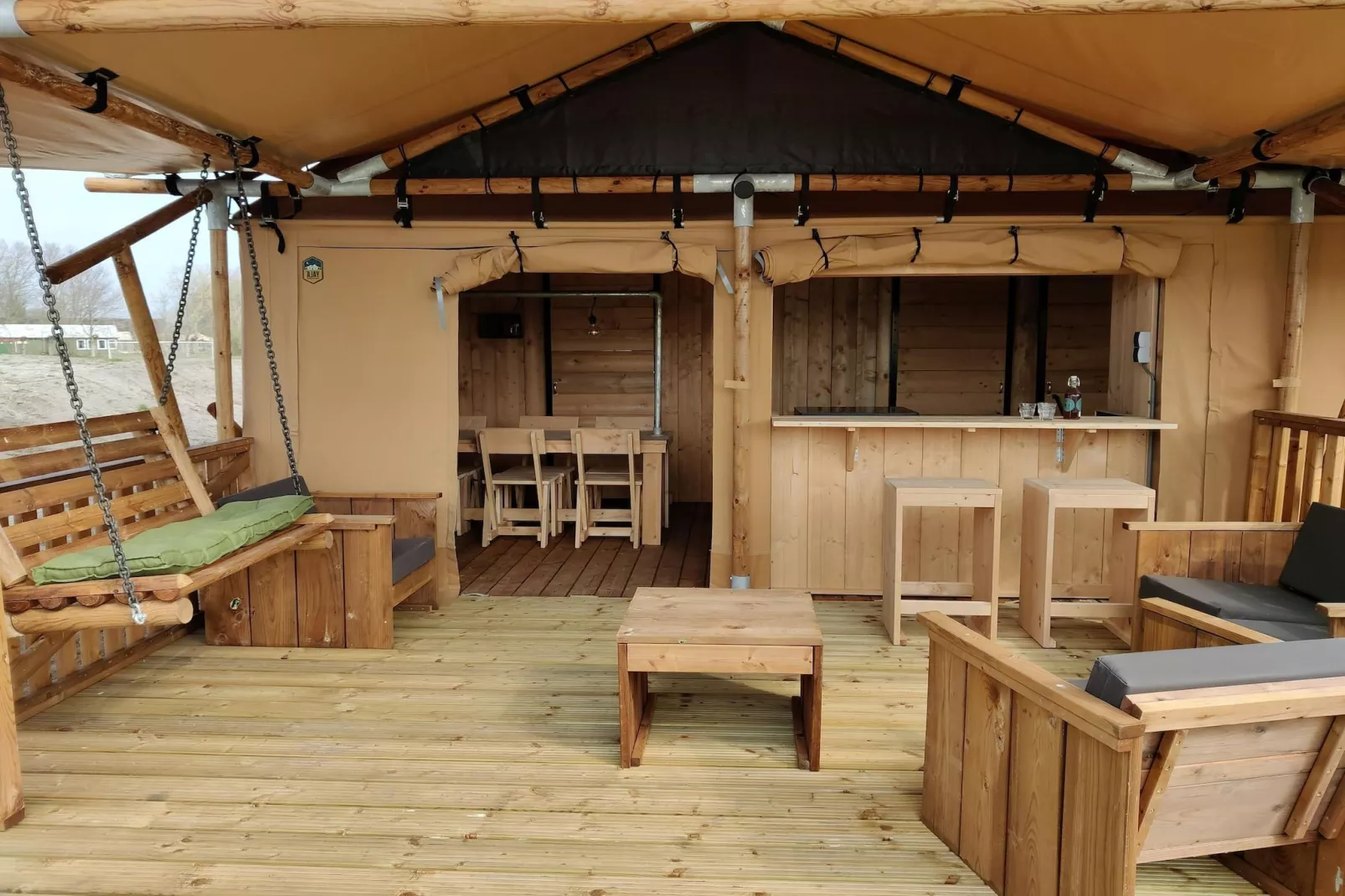 Vakantiepark Eigen Wijze 10-Buitenkant zomer