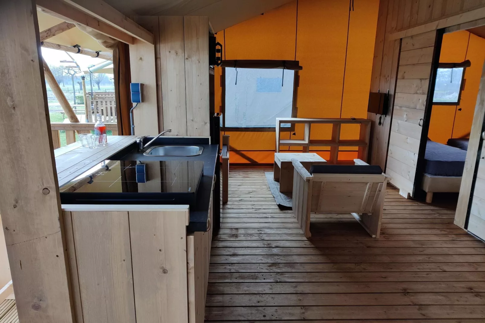 Vakantiepark Eigen Wijze 10-Keuken