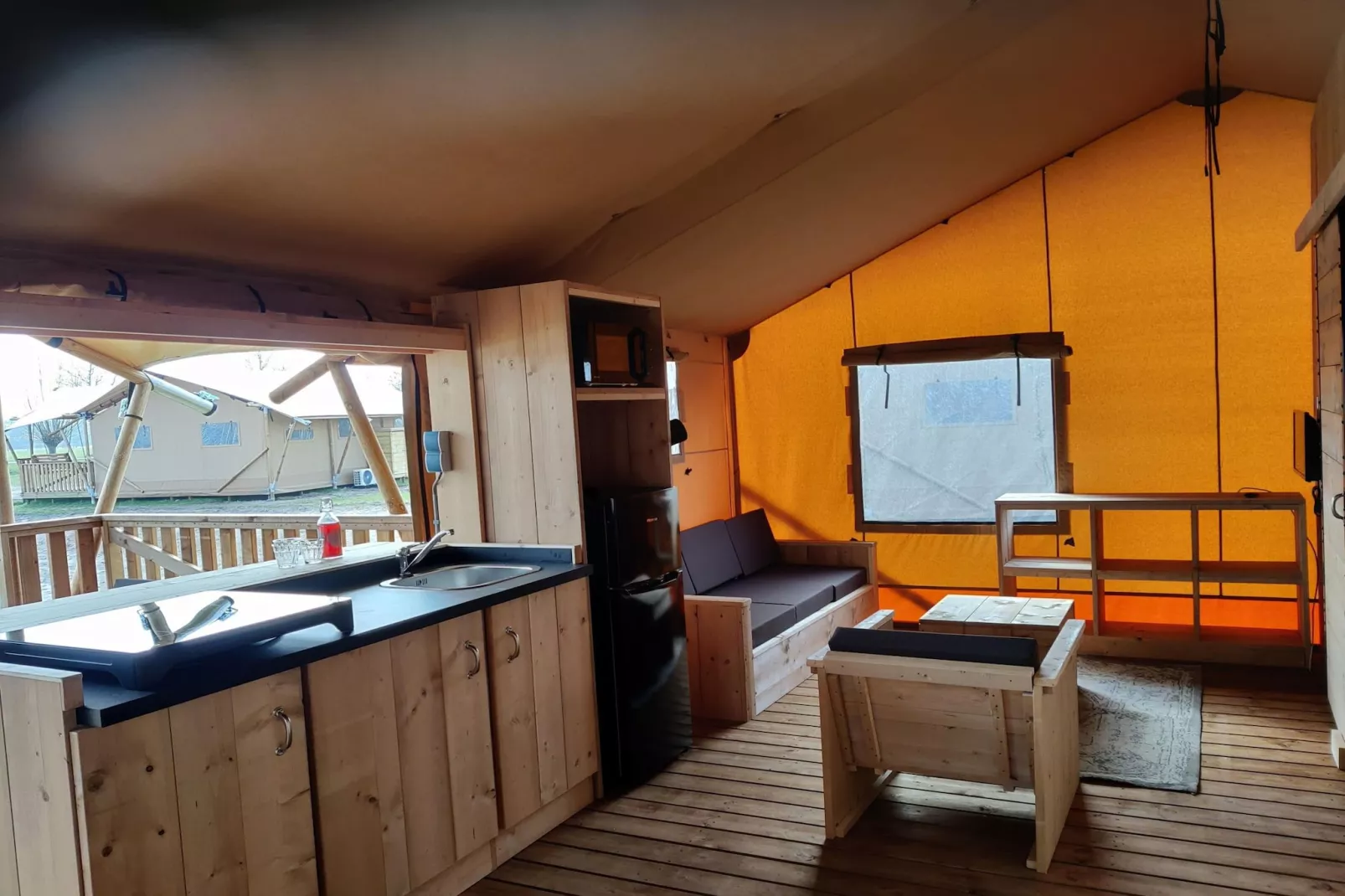 Vakantiepark Eigen Wijze 10-Keuken