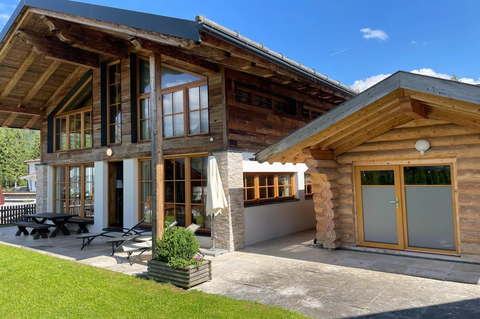 IM WEIDACH Haus 1-Buitenkant zomer