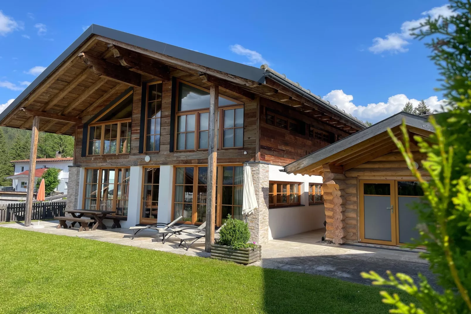 IM WEIDACH Haus 1-Buitenkant zomer