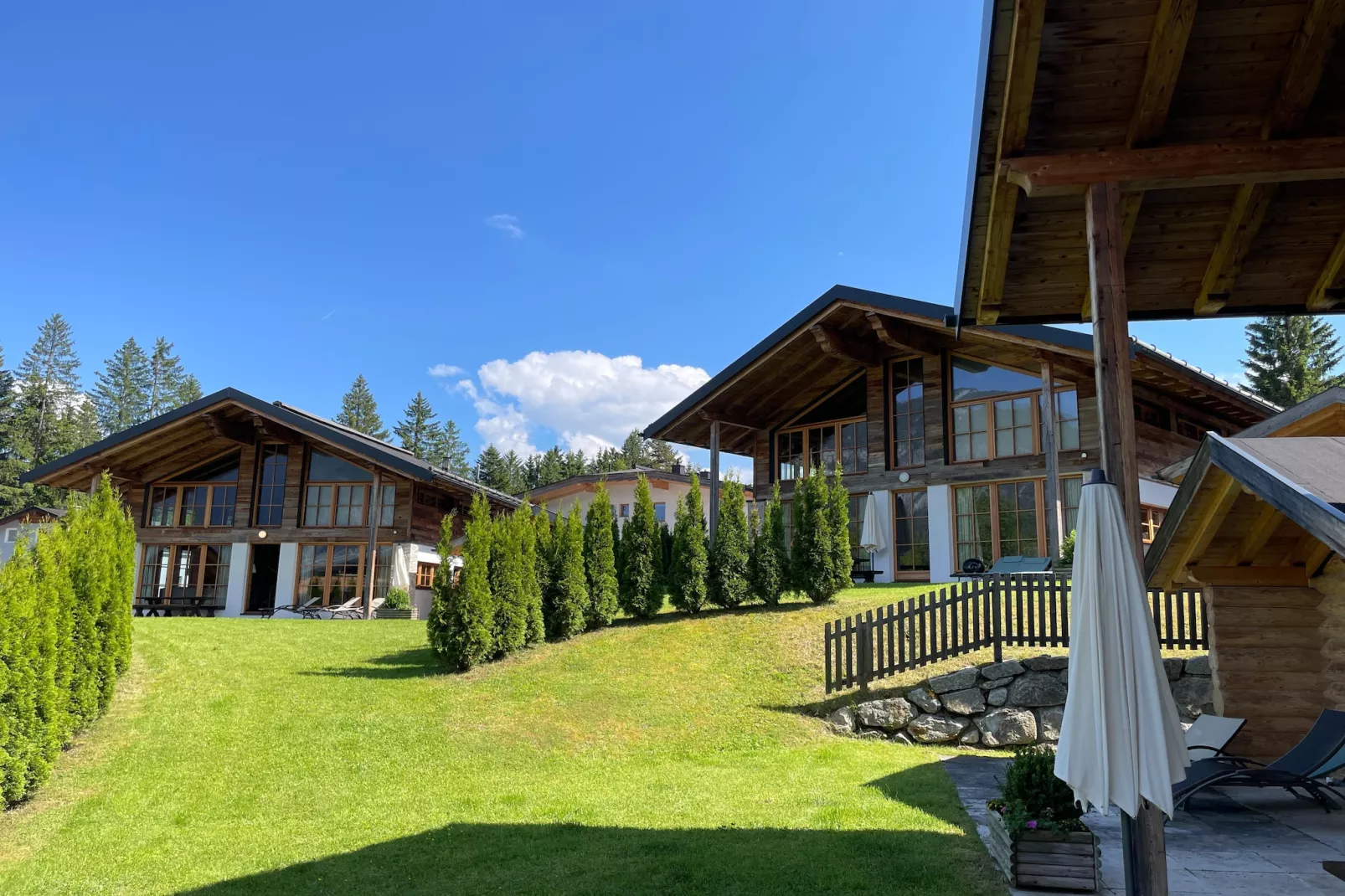 IM WEIDACH Haus 1-Tuinen zomer
