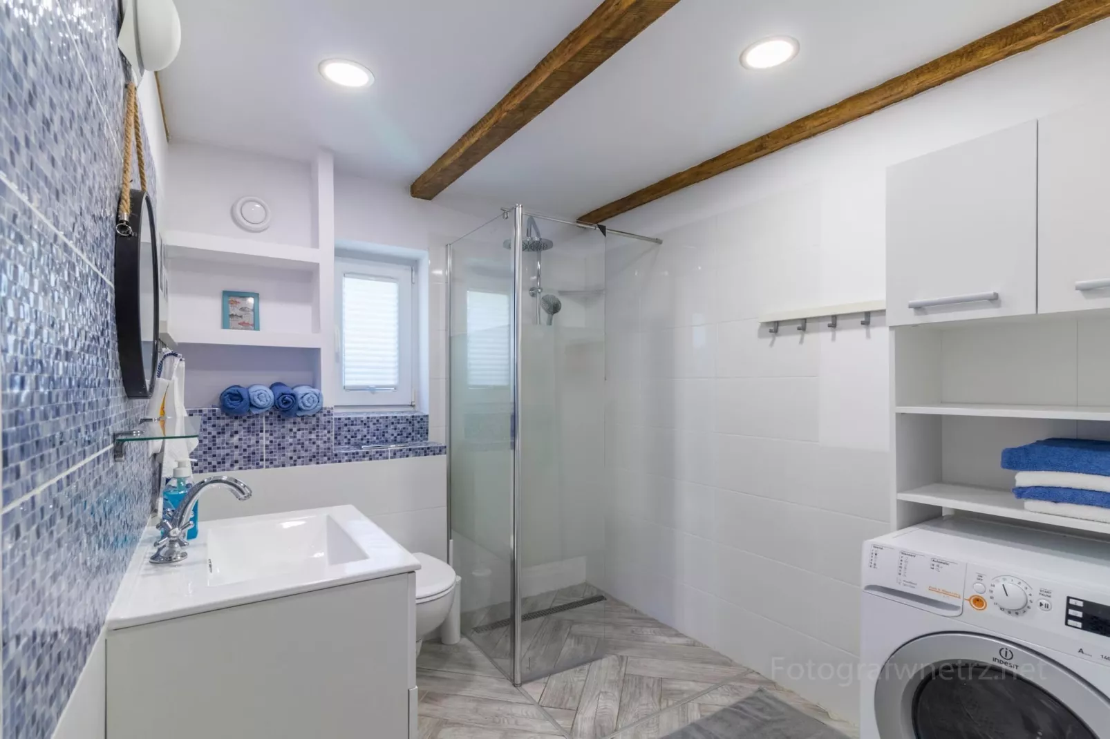 Holiday home Seahorse Rowy-Badkamer