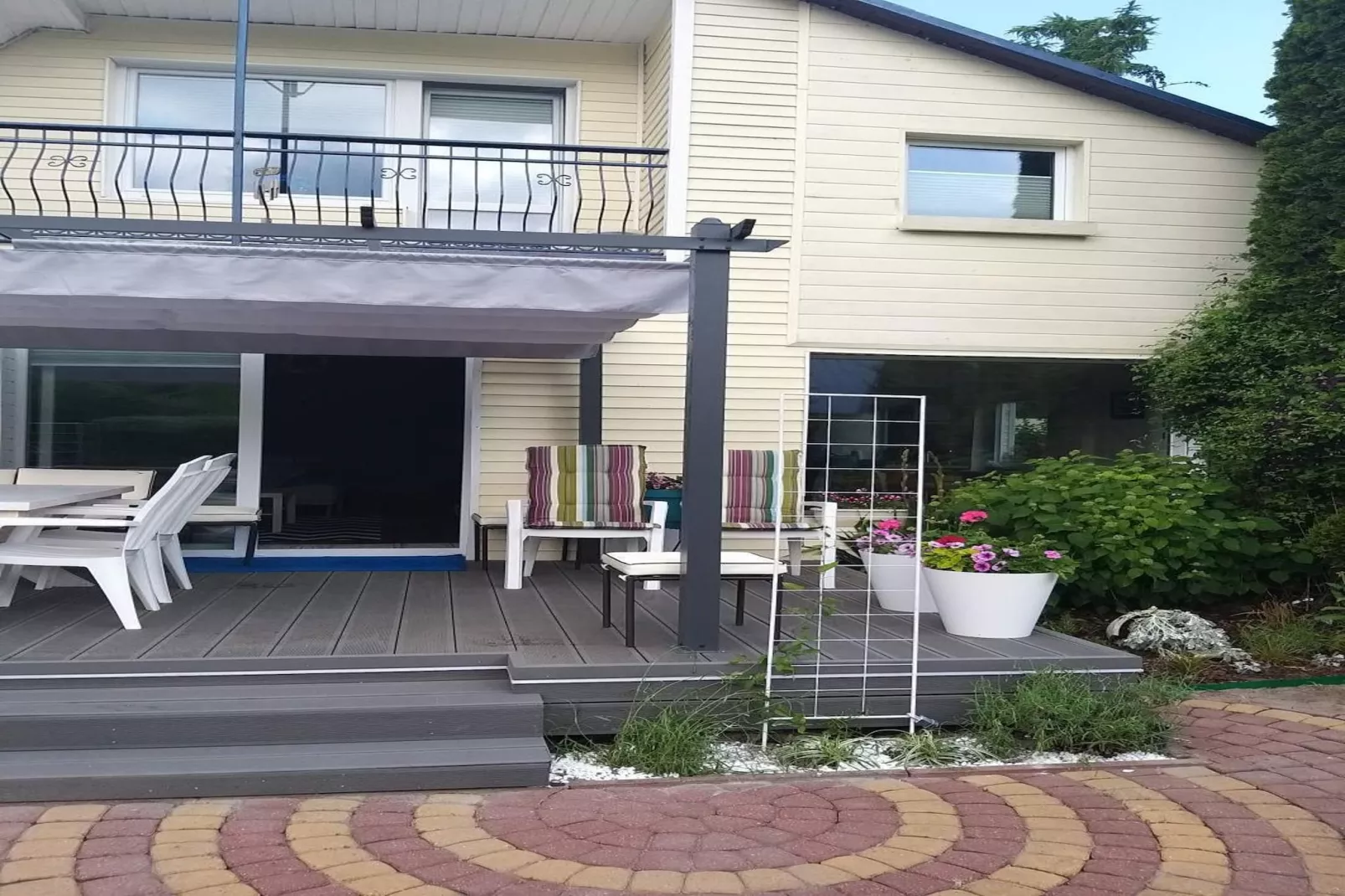 Holiday home Seahorse Rowy-Buitenkant zomer