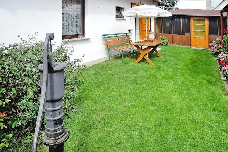 Holiday home Kolczewo 55 qm 5 Pers-Tuinen zomer