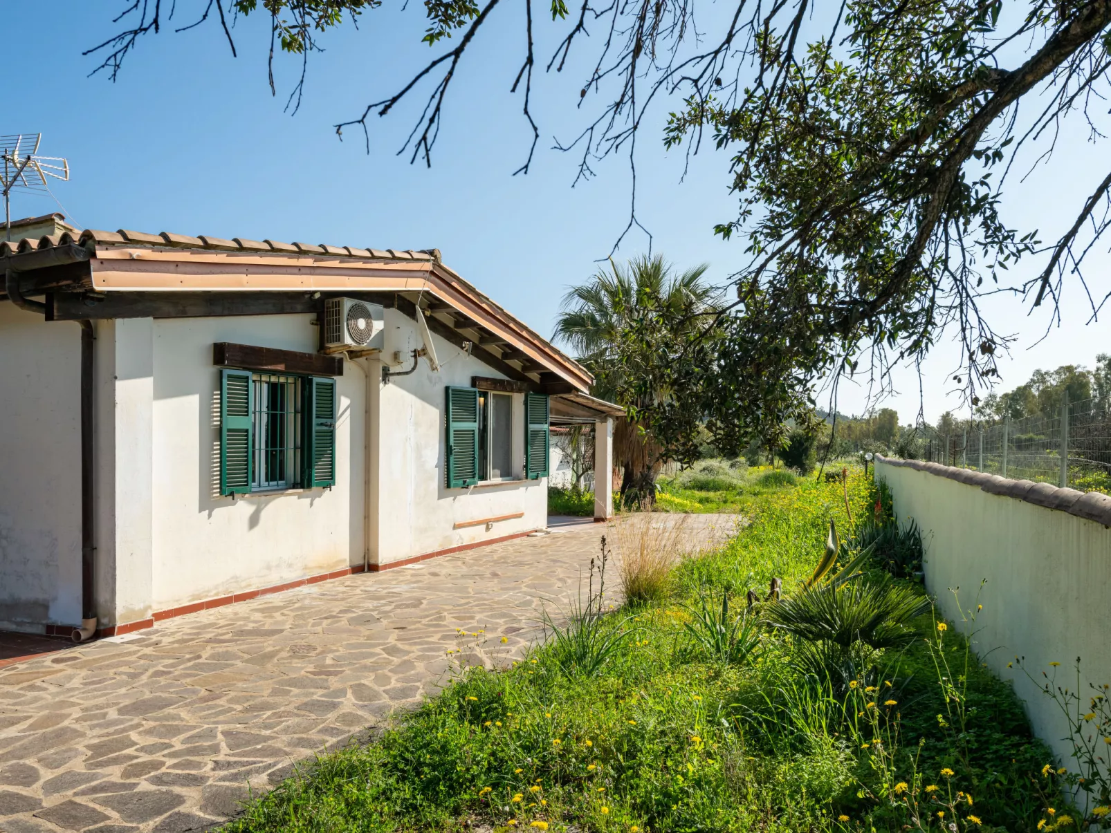 Sa Frontera-Buiten