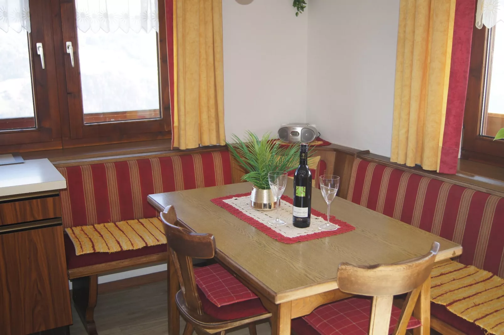 Ferienwohnung Ramona-Eetkamer