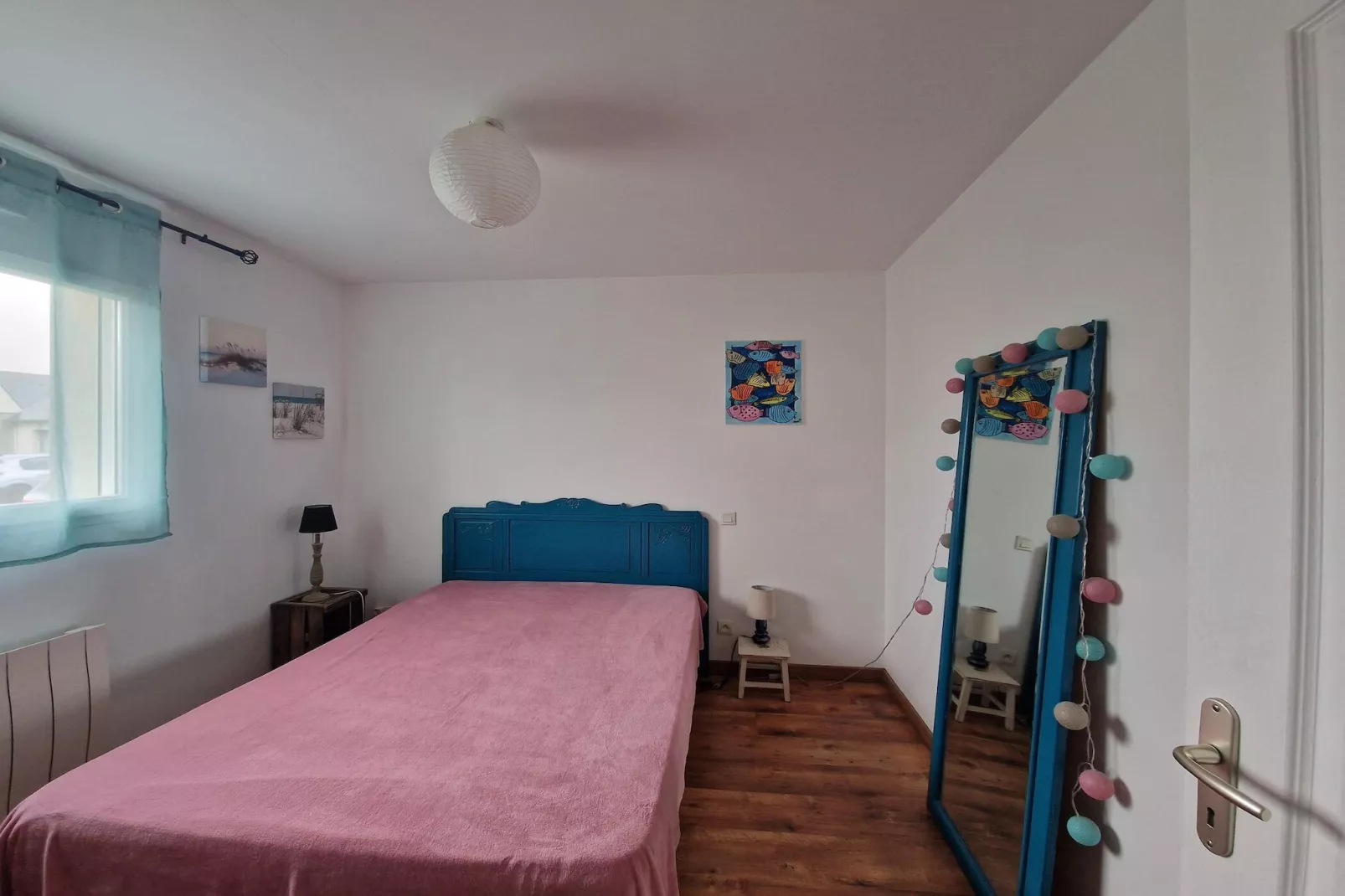 Pretty holiday home in palm garden near coast Pleubian-Slaapkamer