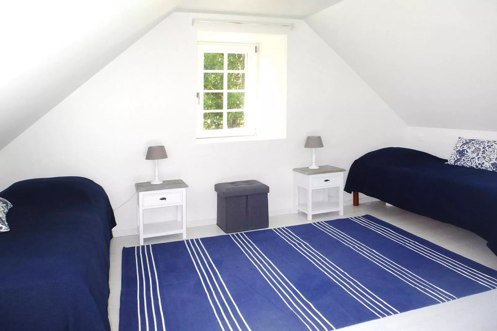 Beautiful country house on common property Plougrescant-Slaapkamer