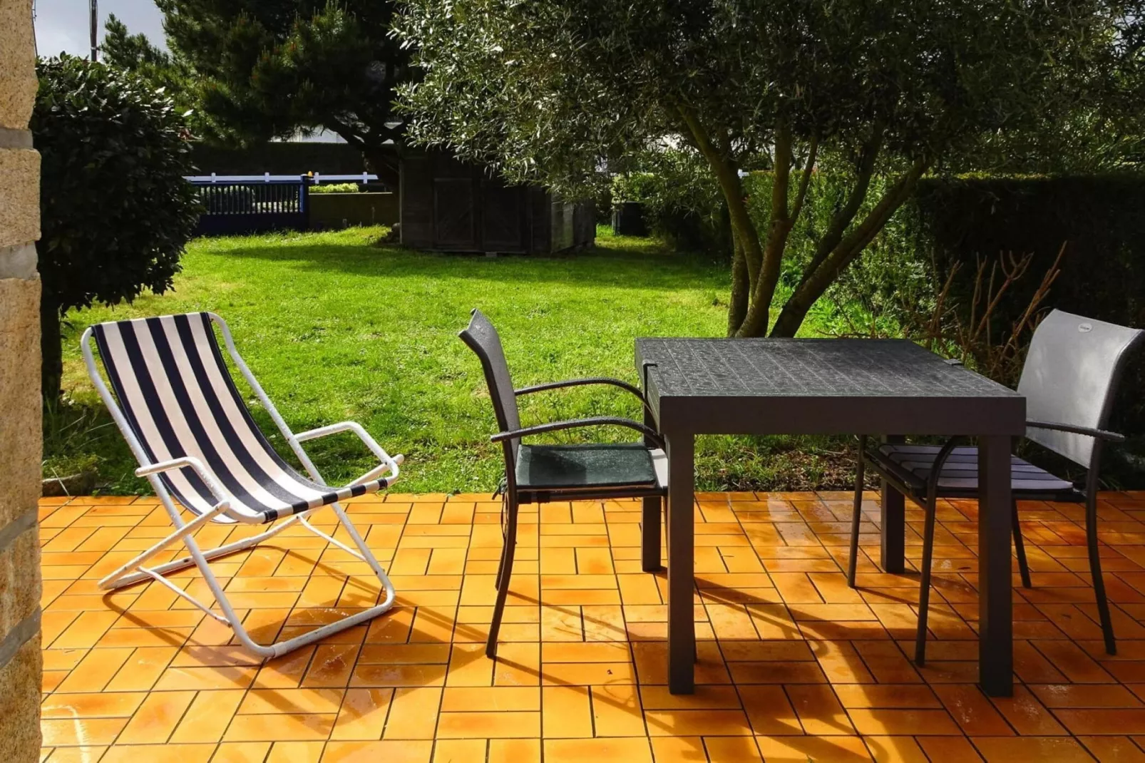 Semi-detached house Damgan-Terrasbalkon