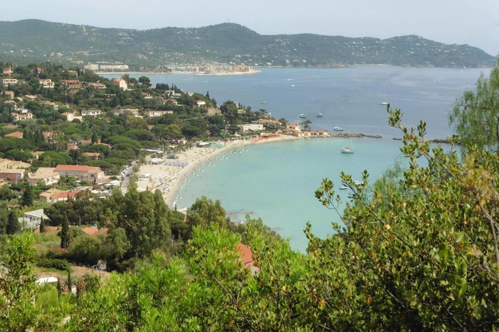 Reihenhaus in Le Lavandou-Gebieden zomer 1km