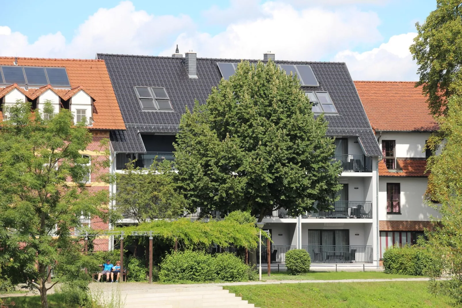 Apartment 75 qm mit Spreeblick-Buitenkant zomer