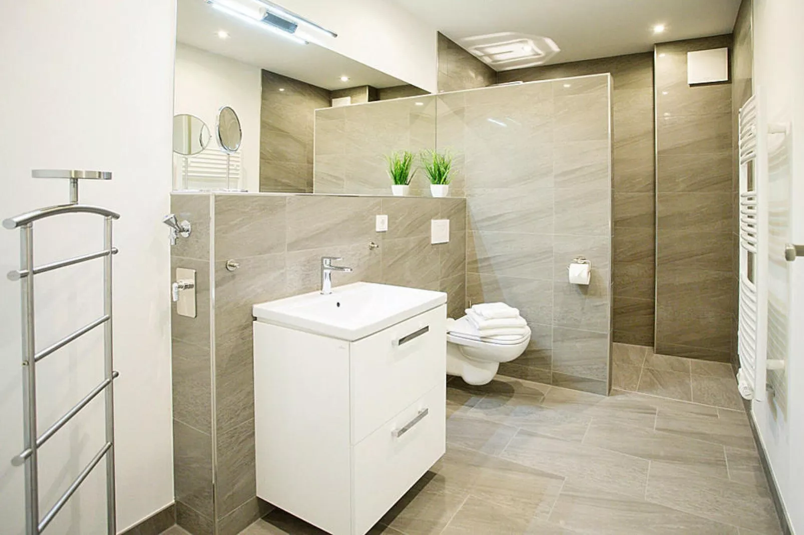 Apartment 75 qm mit Spreeblick-Badkamer