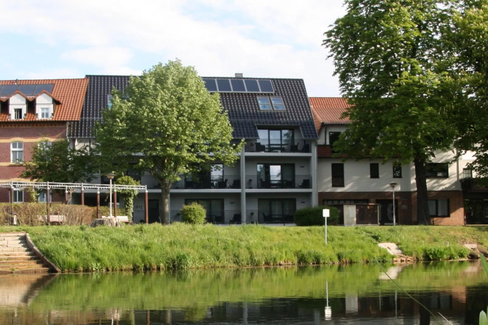 Apartment 75 qm mit Spreeblick-Buitenkant zomer