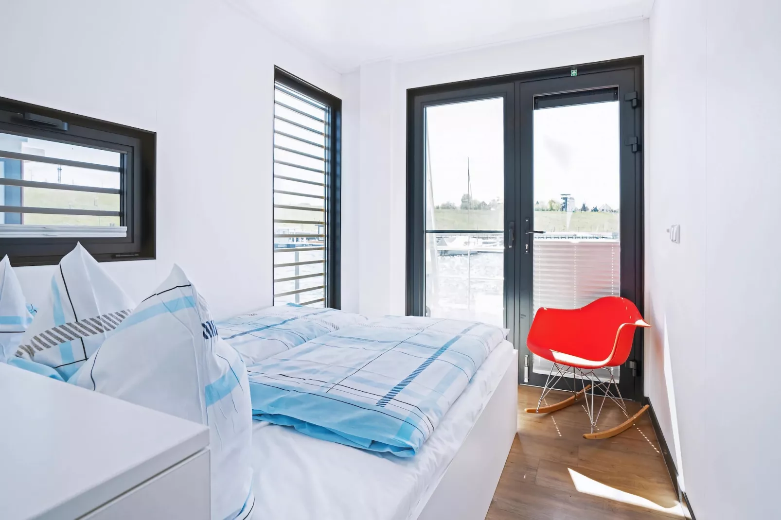 Floating 44 - LP 6 / 3 Personen-Slaapkamer