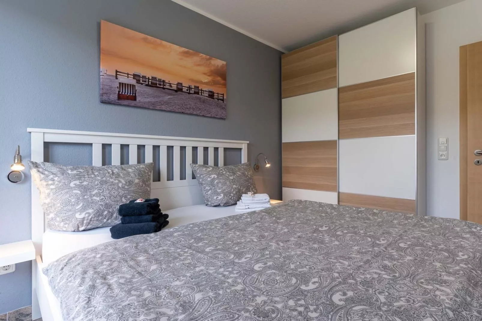 Haus Eriel EG rechts-Slaapkamer