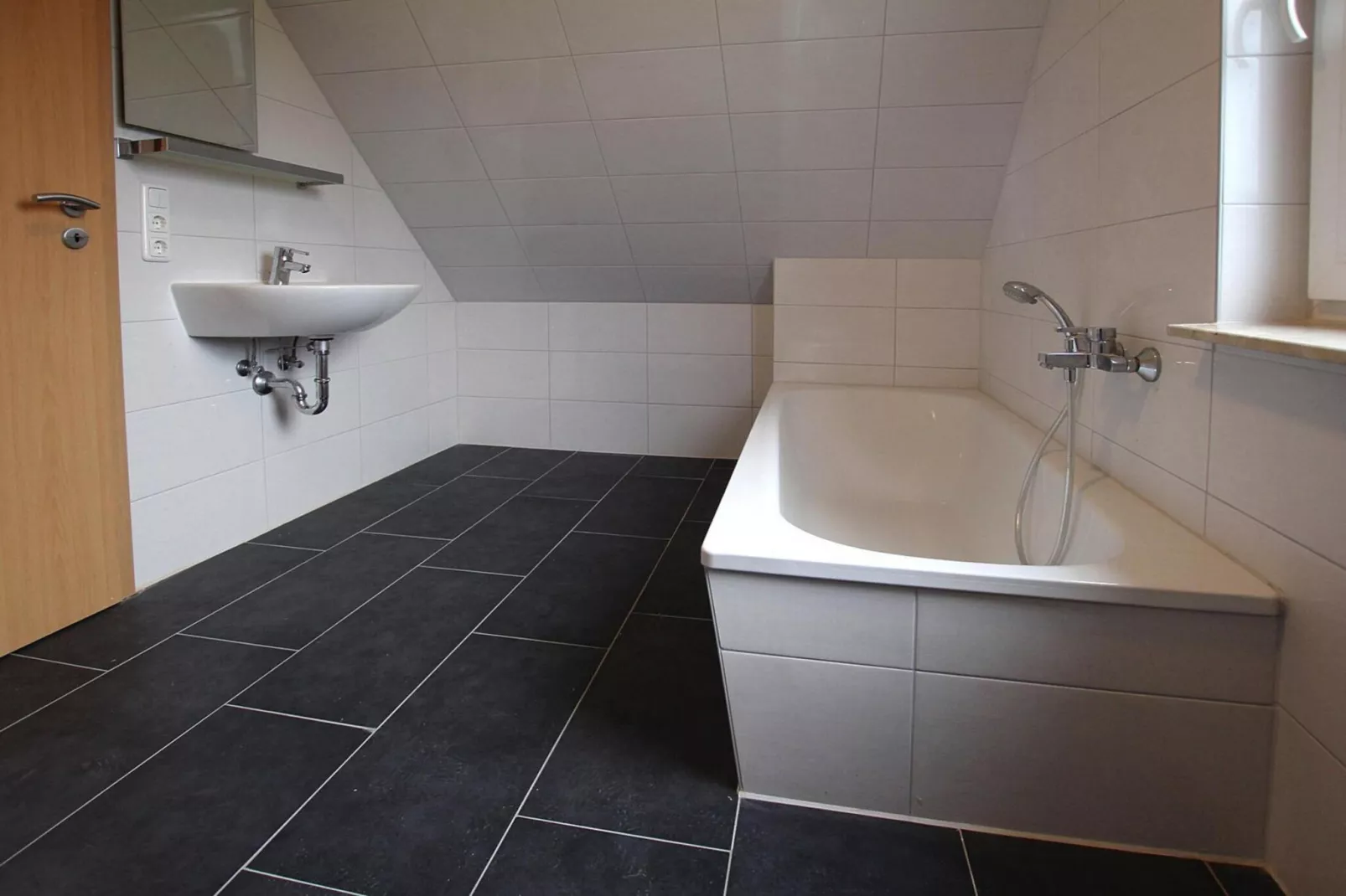 Kiebitz neu 100 qm-Badkamer