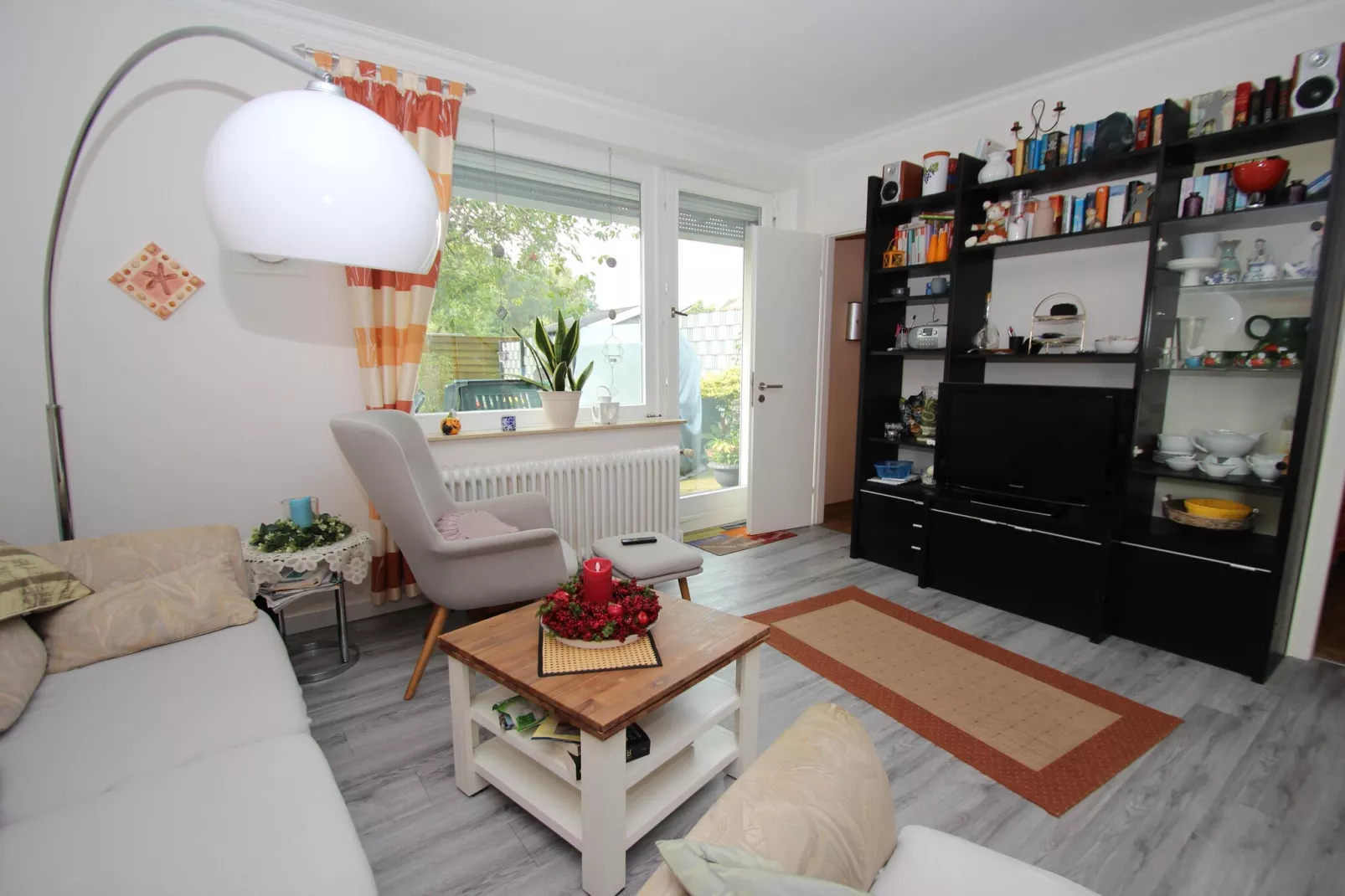 Bungalow Berumbur-Woonkamer