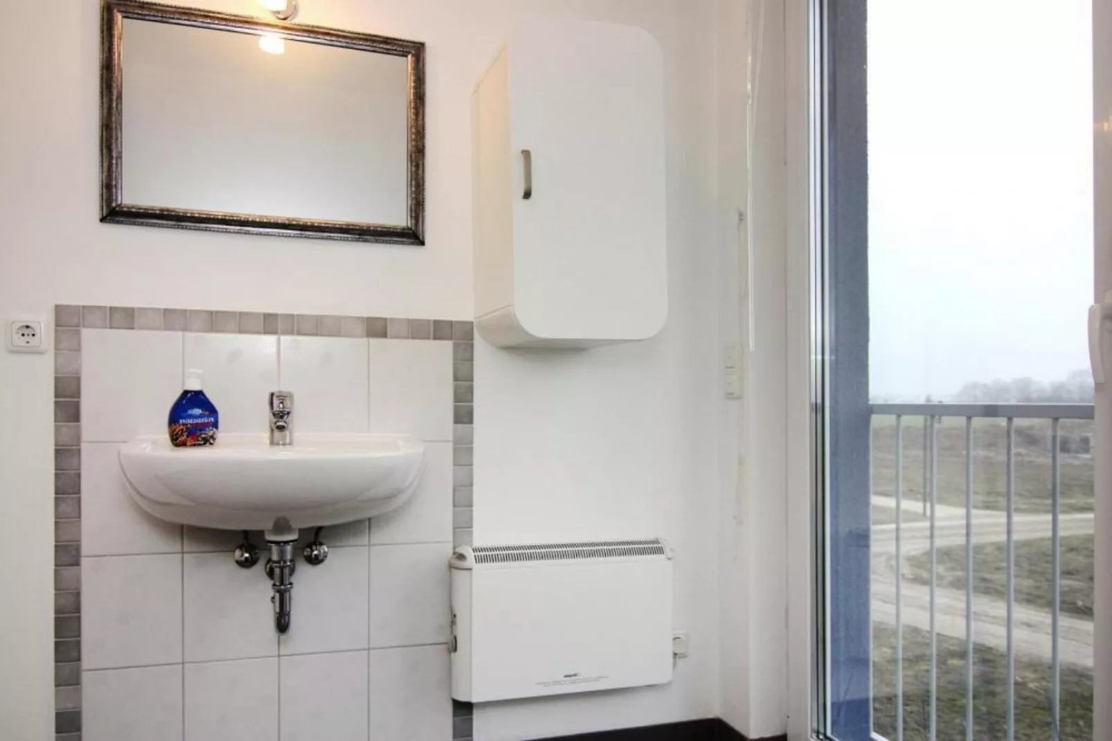 Ferienhaus de Poeler Drift 5 Personen-Badkamer