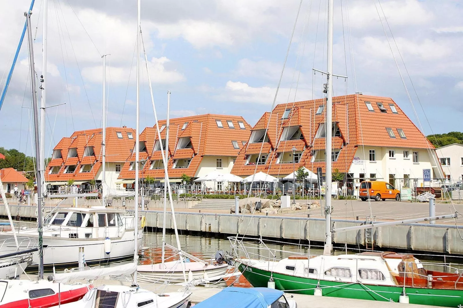 Ferienhaus Wiek-Uitzicht zomer