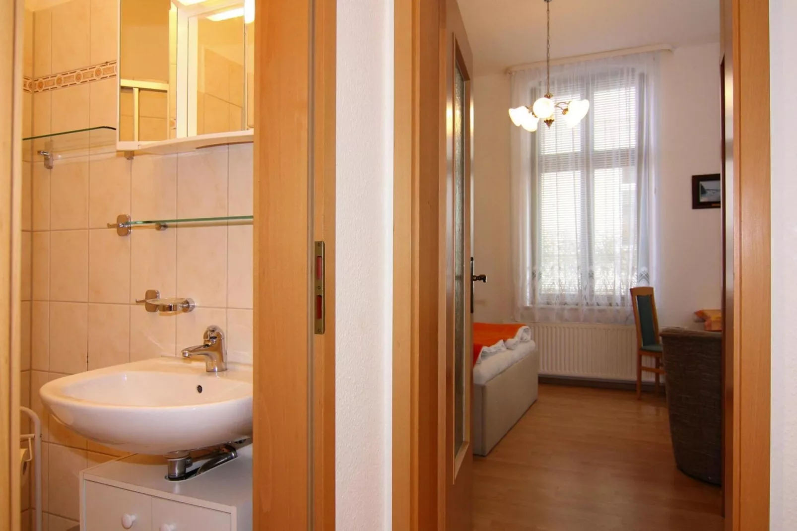 Sonnenterrasse Im EG Goethestr 10-Badkamer
