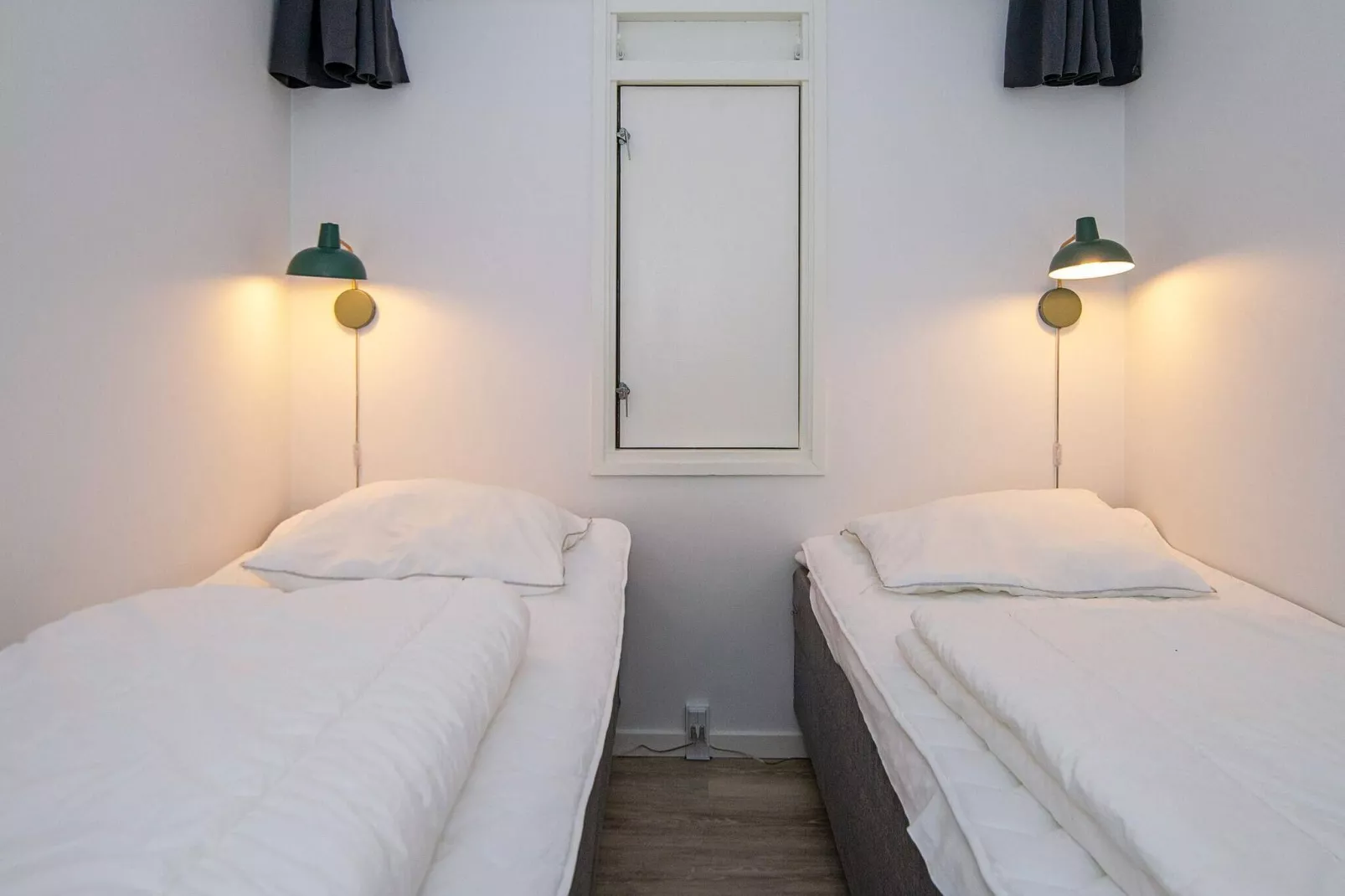 2 rooms-Binnen