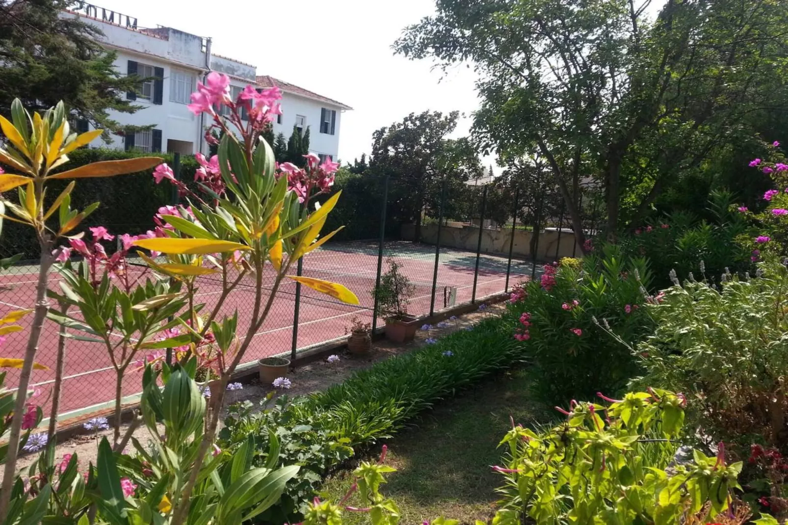 Juan-les-Pins Vue Mer Plage Piscine et Tennis