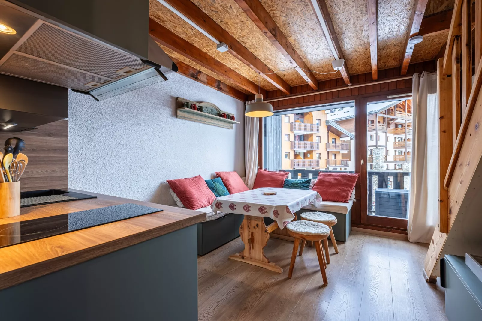 Le Doina 2 N°08 - ST5M-Woonkamer