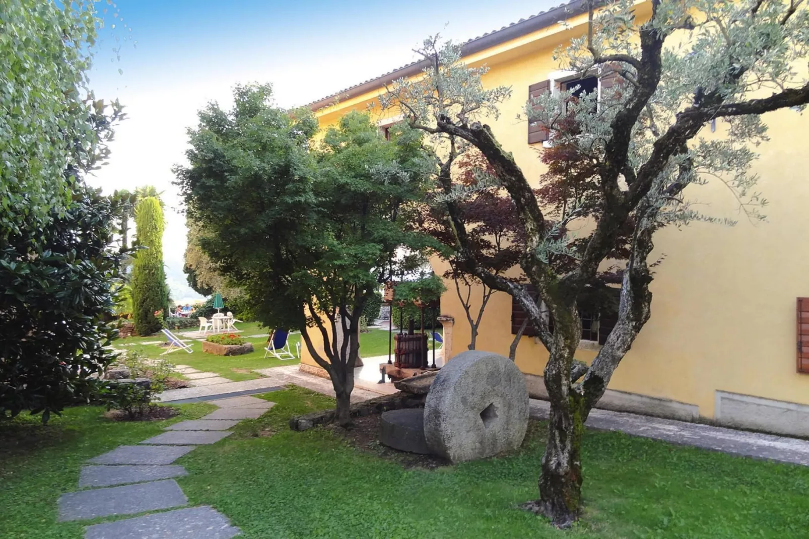 Residence La Filanda, Costermano-bilo classic mansarde-Buitenlucht