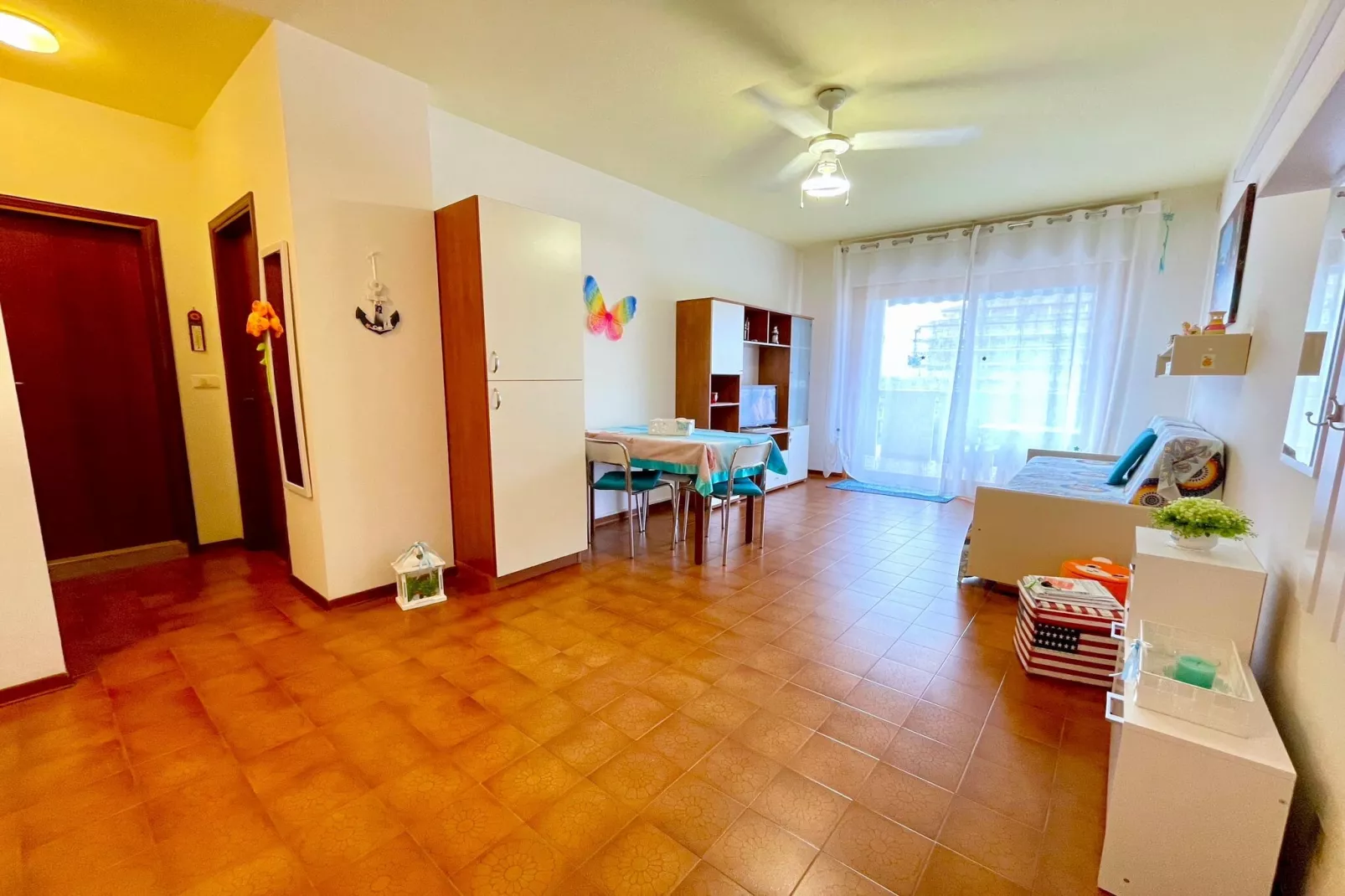 Adriatico 21A-Woonkamer