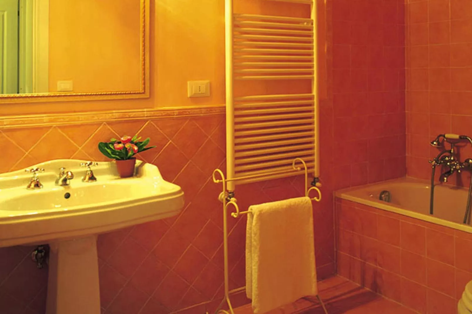 Ferienanlage Borgo della Meliana Gambassi Terme Typ Trilo Lux-Badkamer