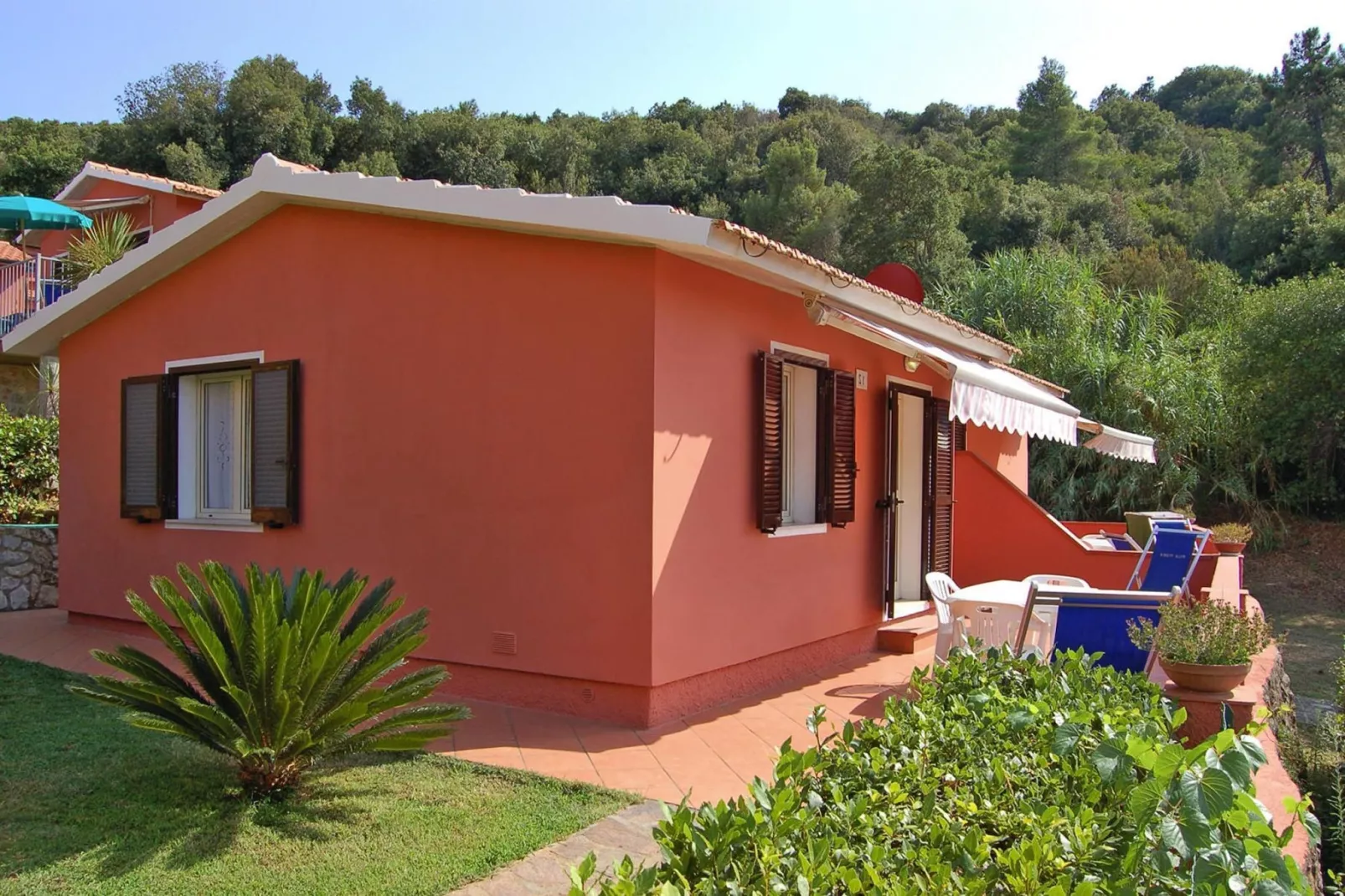Apartments Villa Franca, Capoliveri-Trilo 4- piano terra o primo piano-Buitenkant zomer