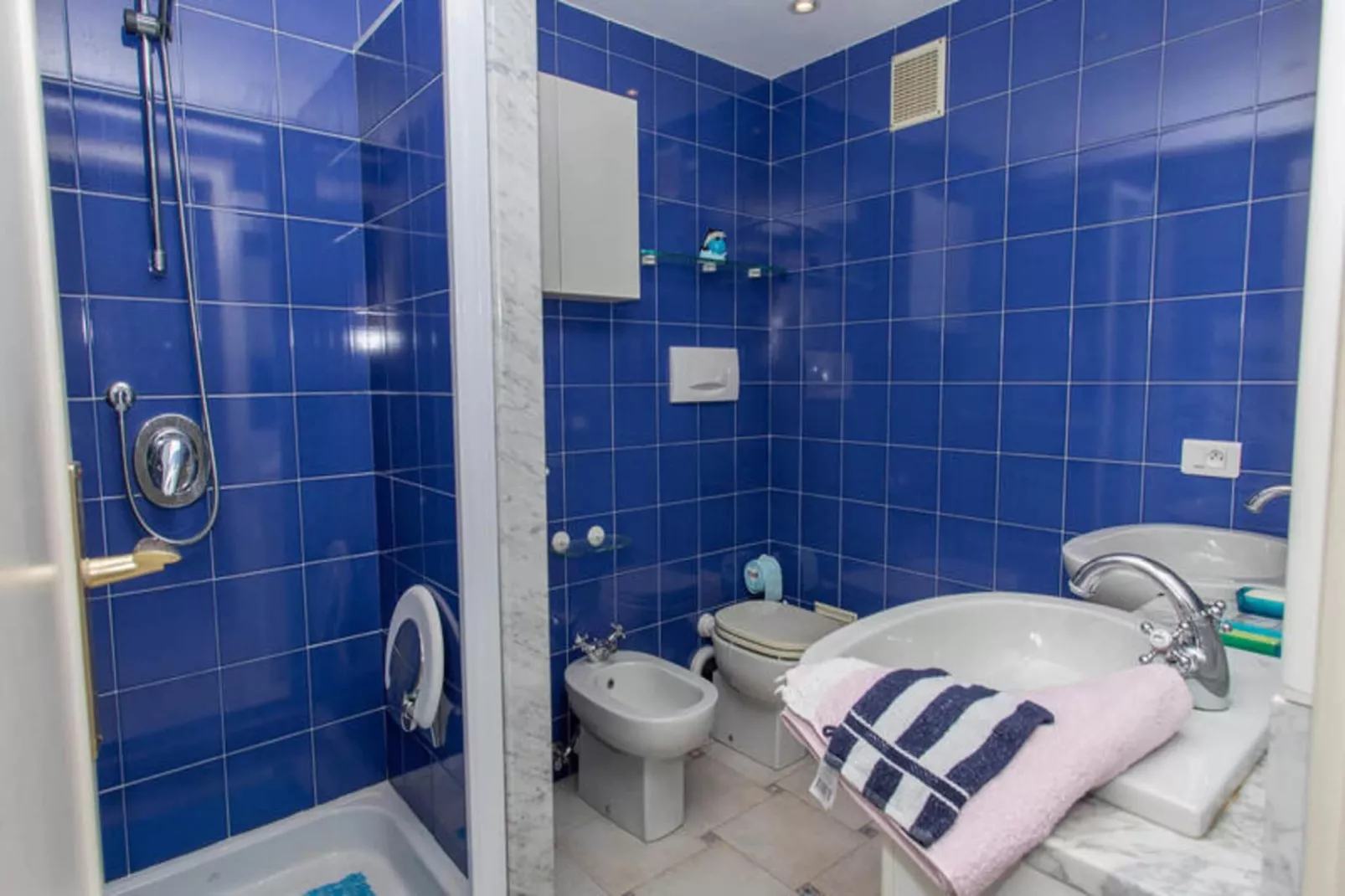 Mobile Homes Belvedere Grado-Green Holiday 5pax-Badkamer