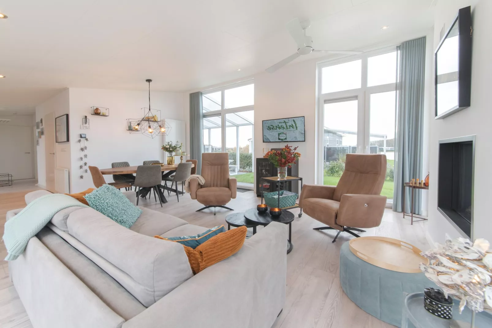 Water Resort Oosterschelde 34-Woonkamer
