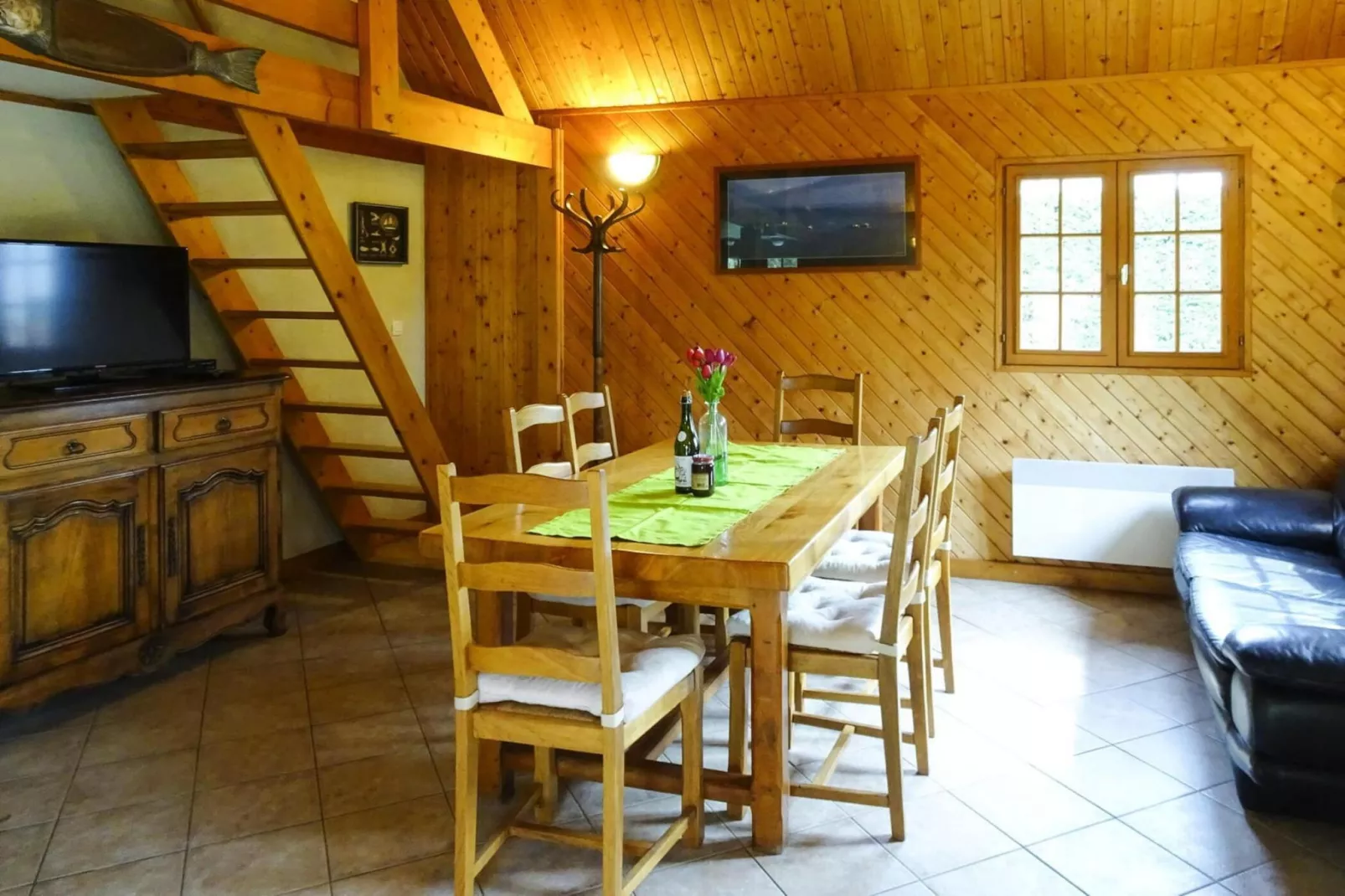 Holiday home Denneville-Eetkamer